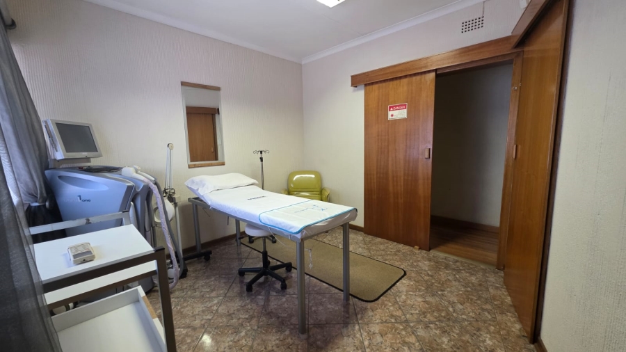 Commercial Property for Sale in Wilkoppies North West